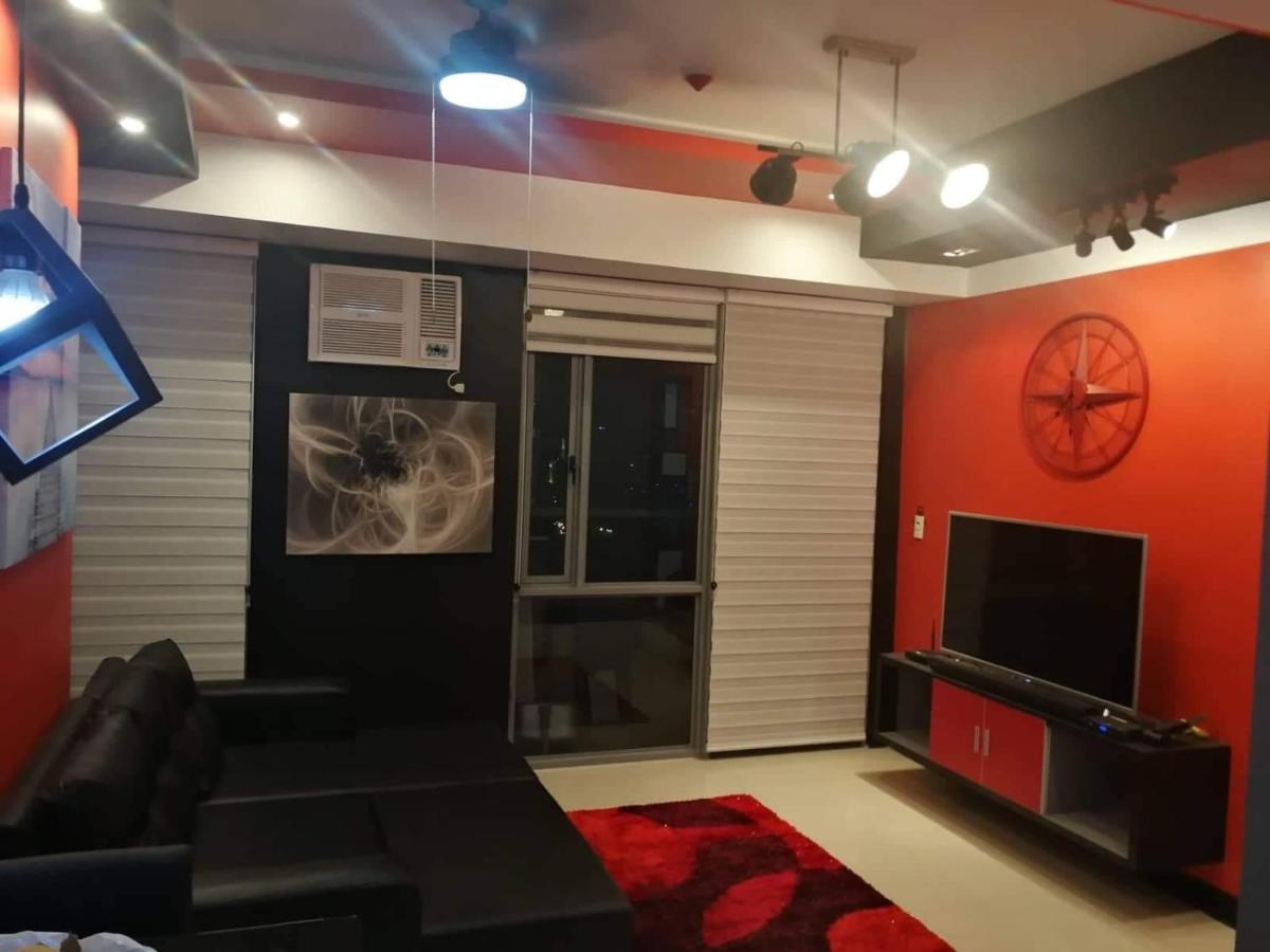 Cubao Manhattan Heights Unit 11Pq Tower B, 1Br Quezon City Bagian luar foto